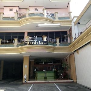 New Merdeka Hotel